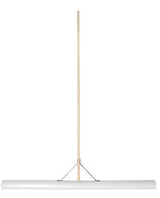 Betonjutter 180 cm bred PVC-rør. Træskaft 210 cm