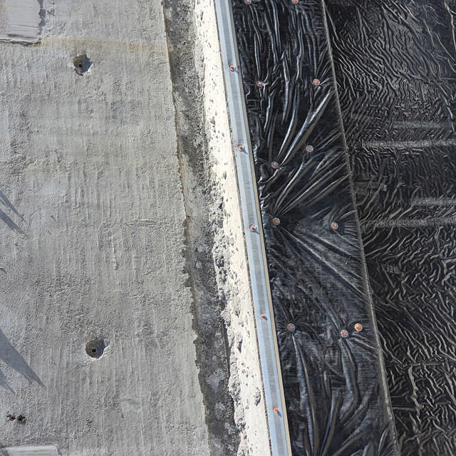 Volclay voltex DS_Byggeplads Odense_2.jpg Voltex DS membran 1,10x5 m. HDPE-folie. 35 rl./pl.